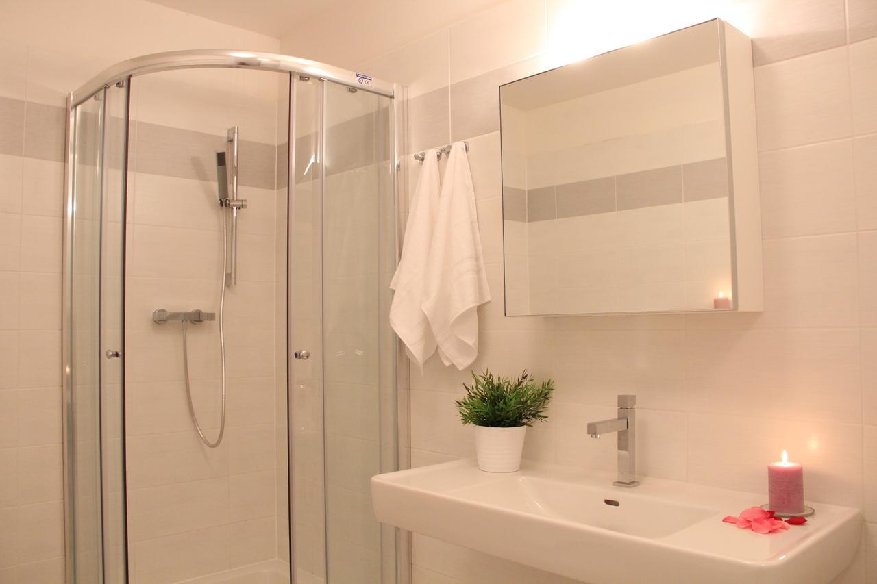 Central Prague Apartments エクステリア 写真