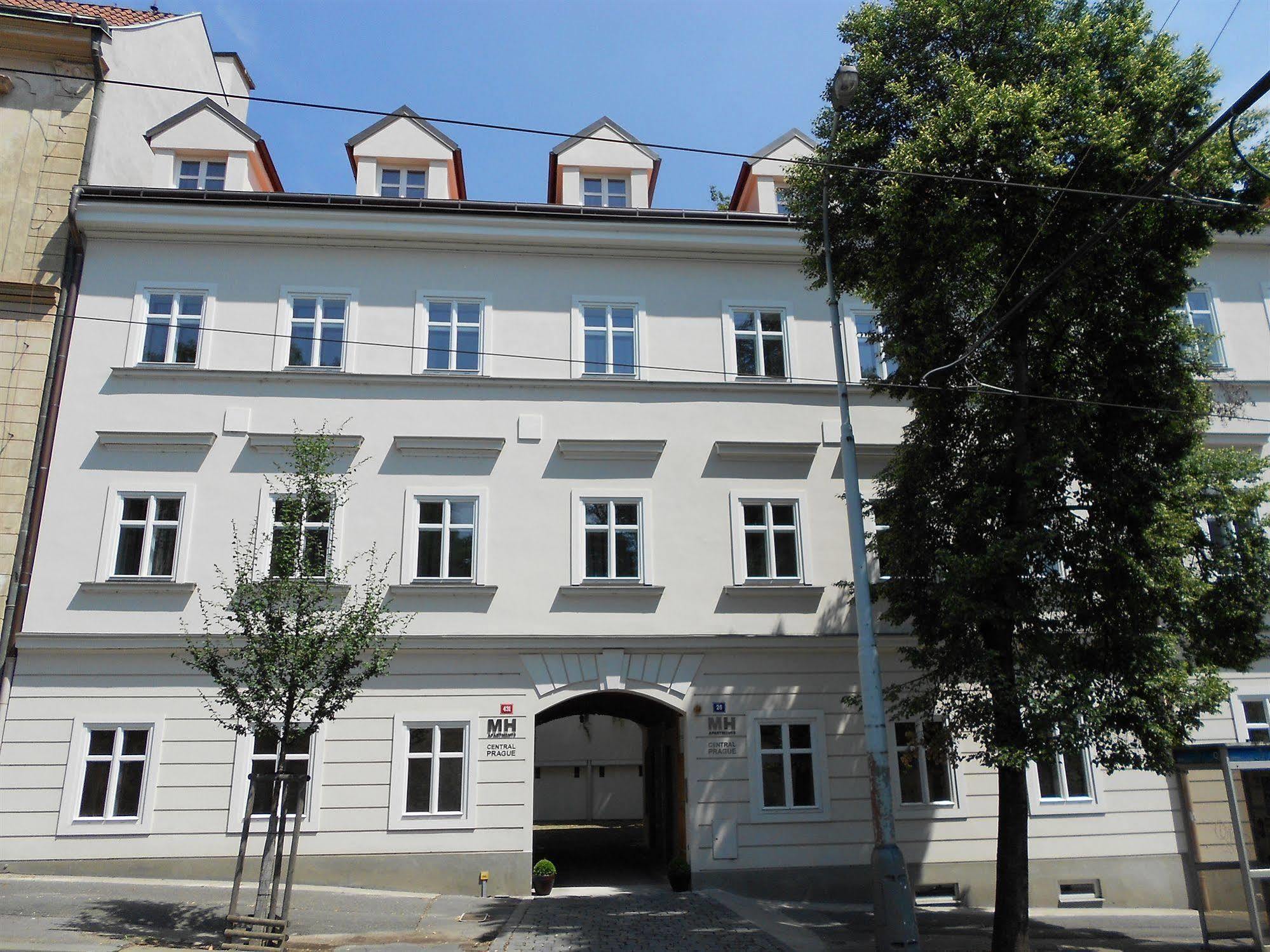 Central Prague Apartments エクステリア 写真