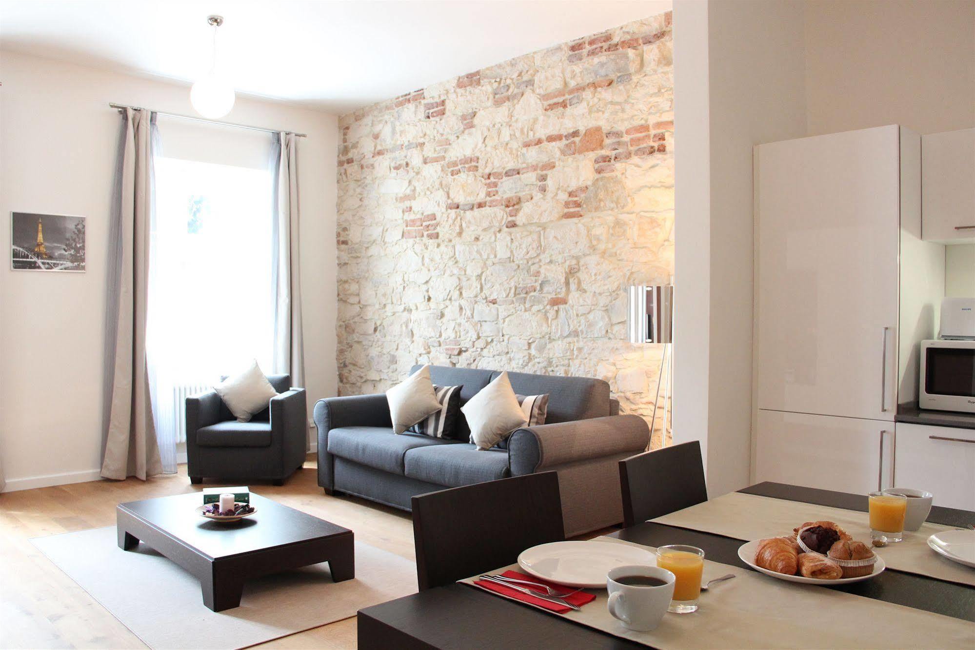 Central Prague Apartments エクステリア 写真
