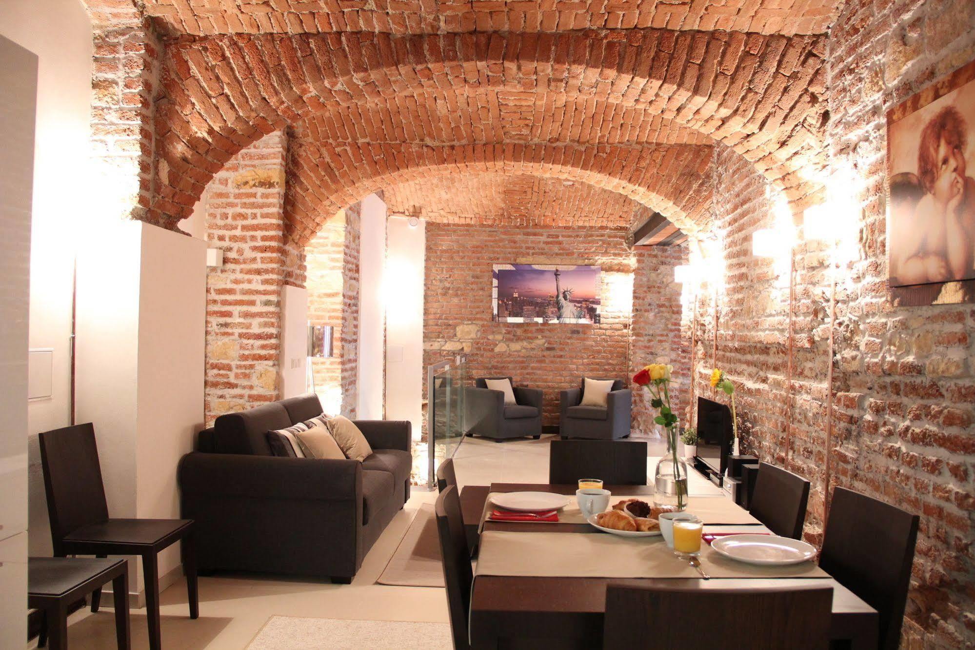 Central Prague Apartments エクステリア 写真